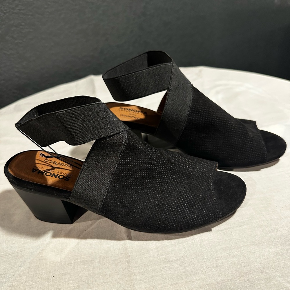 Sonoma Women's Black Open-Toe Sandals